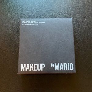 BNIB Makeup by Mario Soft Sculpt Bronzer in Light Medium.